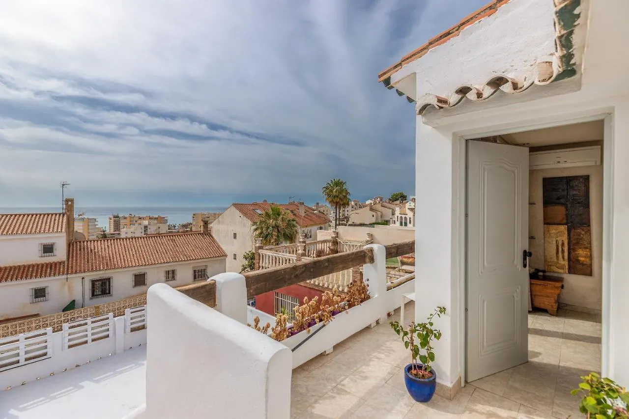Seabreeze Carihuela apartment Torremolinos